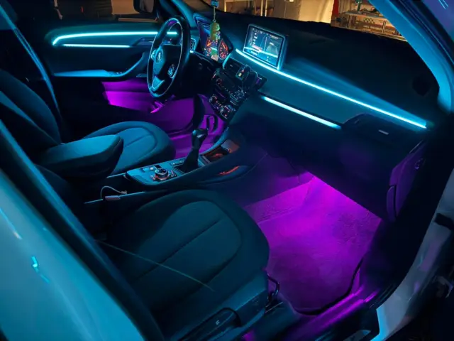 BMW X1 - Instalare kit dedicat lumini ambientale