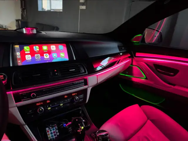 BMW Seria 5 F10 - Kit dedicat cu trim-uri iluminate